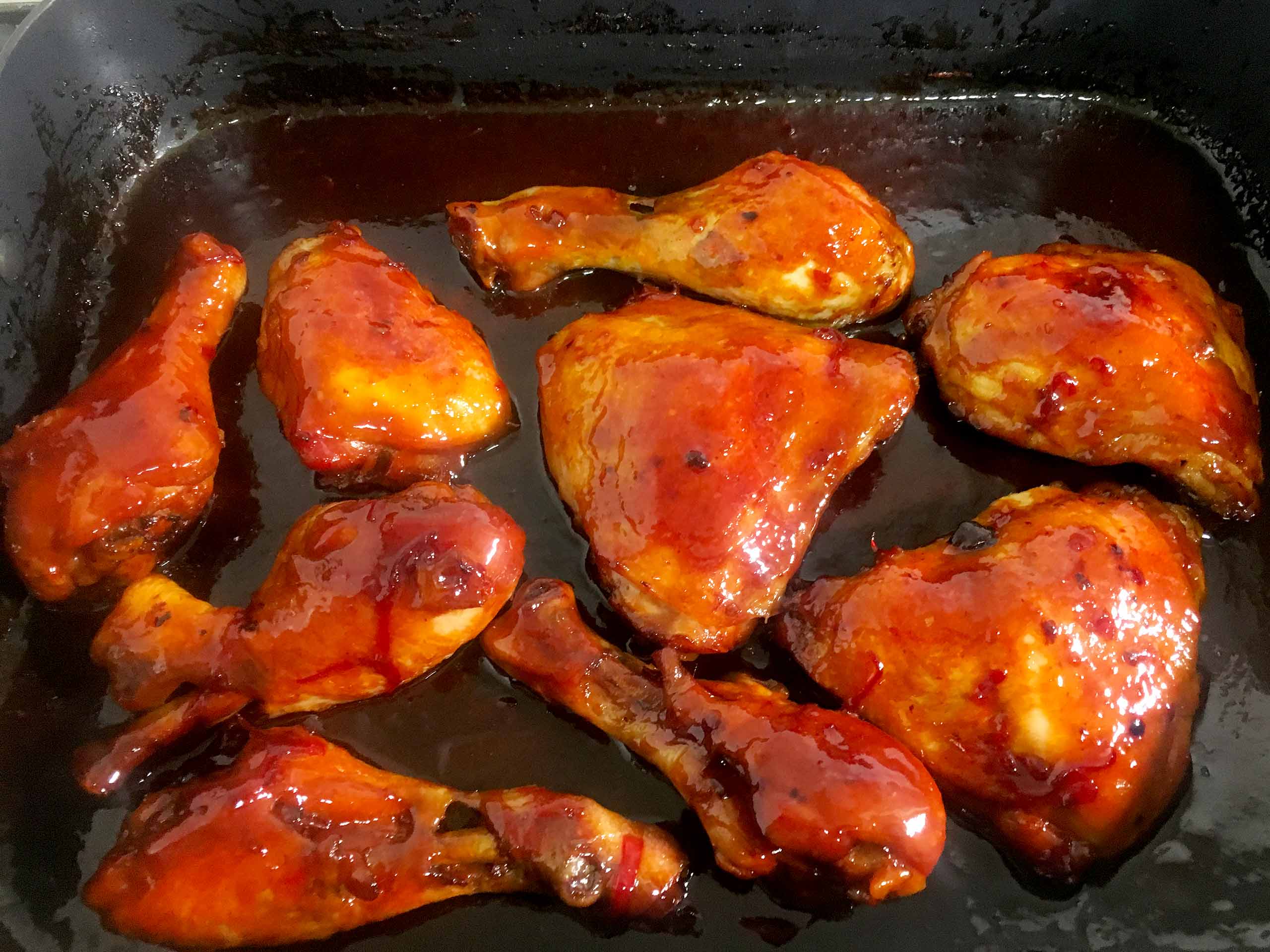 check the sauce chicken in sweet chili sauce with touches of spiciness