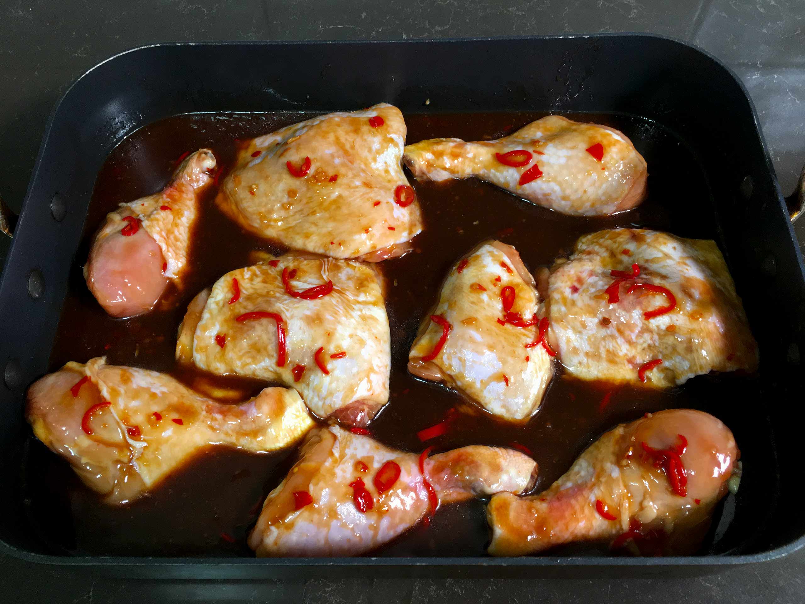 coat the chicken with the sauce chicken in sweet chili sauce with touches of spiciness