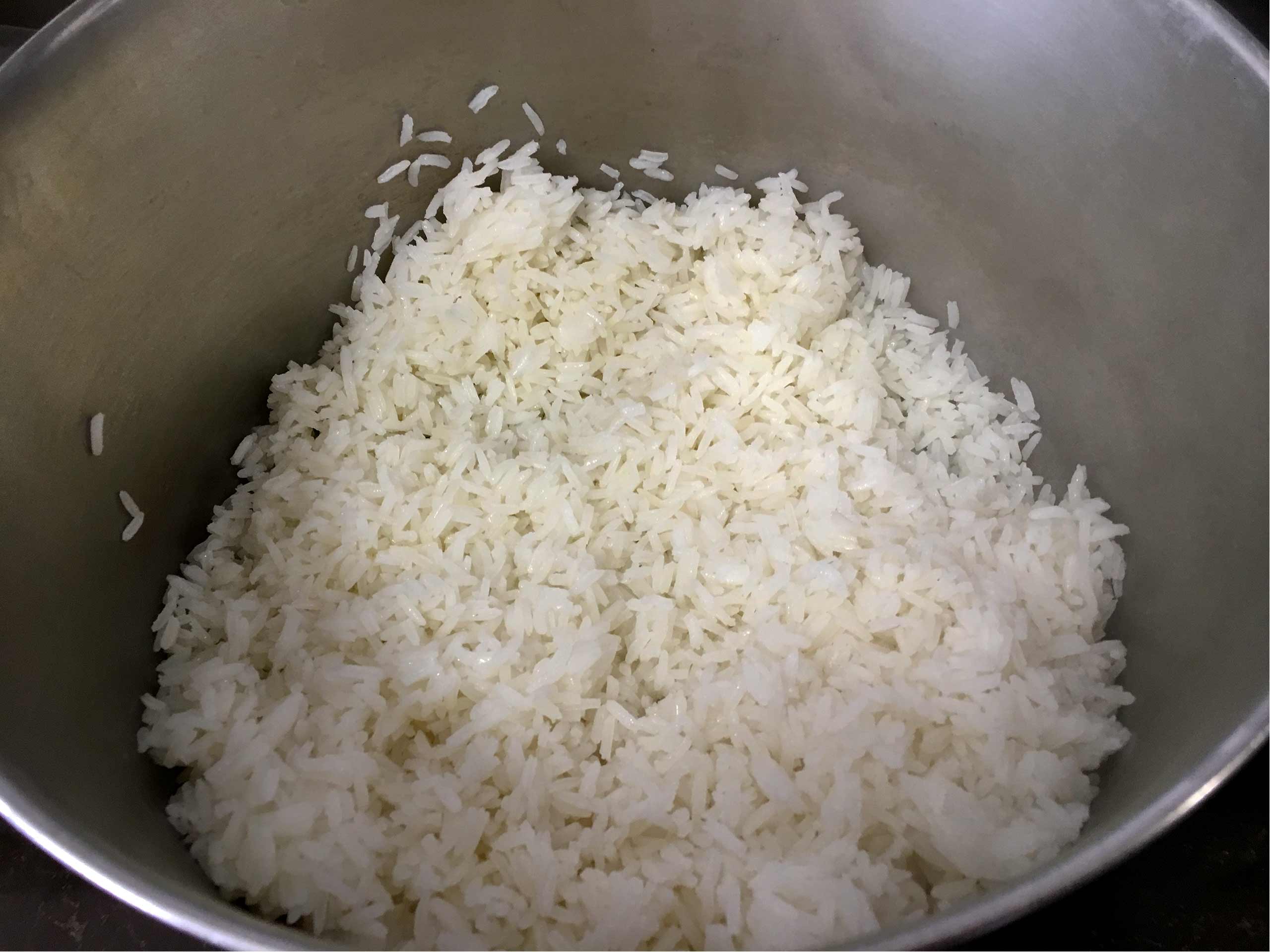 Mujadara place the rice in pot